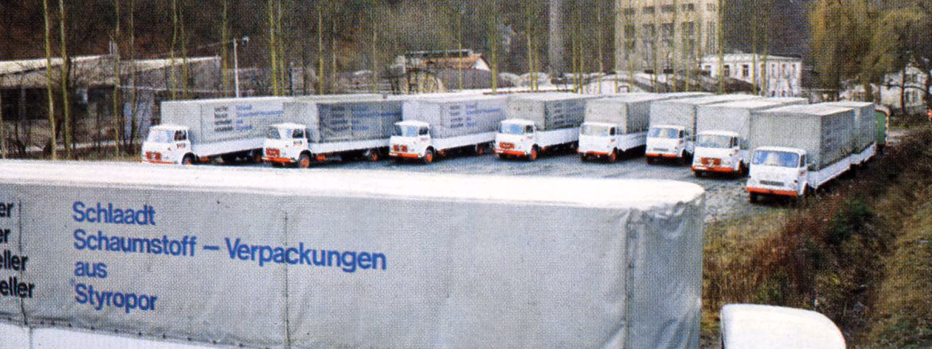 ab 1968 Expansion im Kunststoffbereich durch die Übernahme der Formteilaktivitäten von sechs ehemaligen Wettbewerbern, sowie dem Erwerb von vier Produktionsbetrieben.